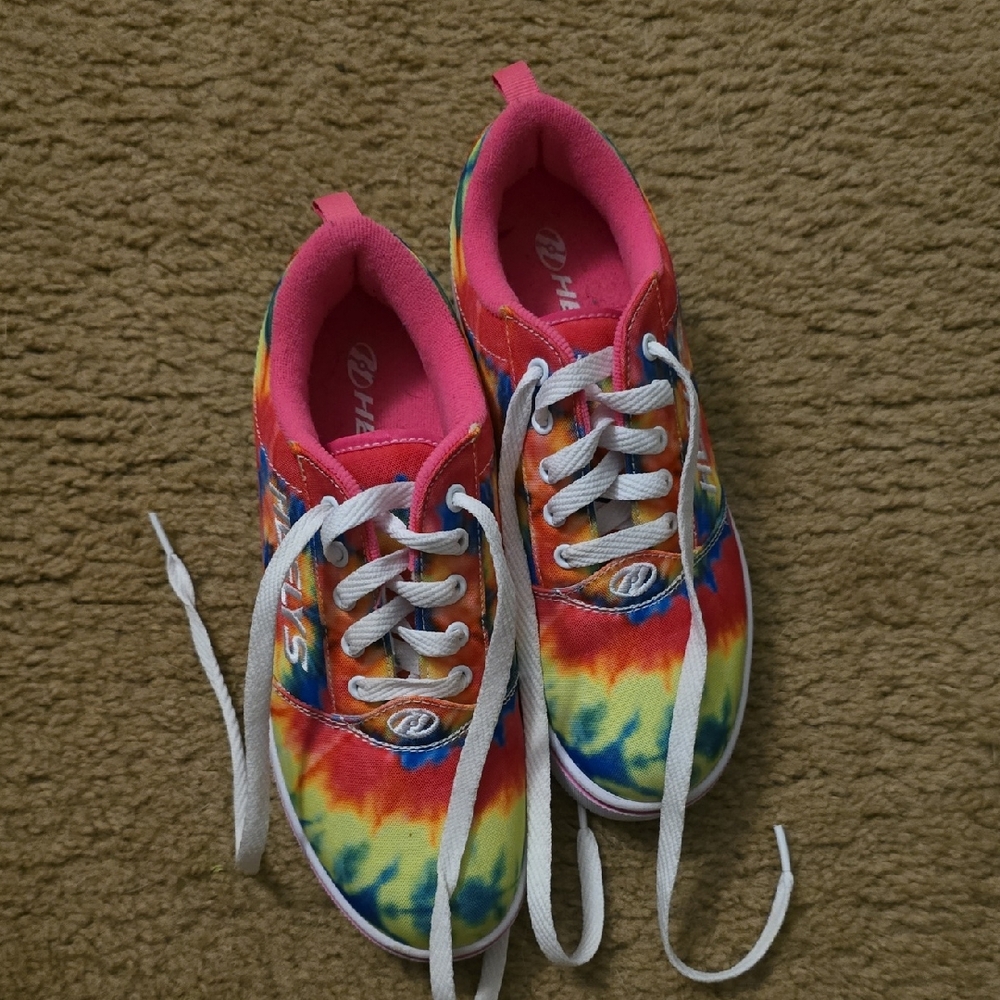 Heelys Vibrant Tie-Dye Sneakers